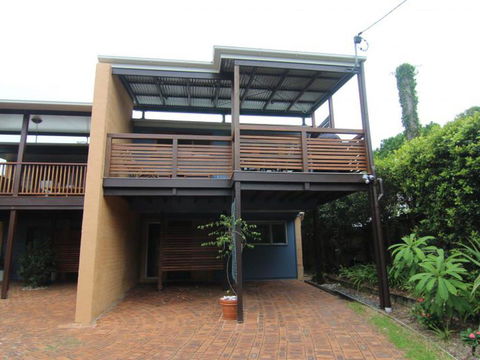 Two Sands Town House - Tourism Cairns 0