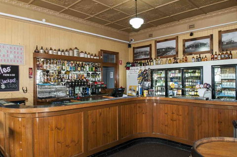 Ulmarra Hotel - Tourism Cairns 2