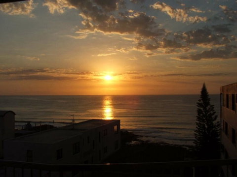 Unit 5 Sanctuary Shores, Kings Beach - Free Wifi! - Tourism Cairns 0