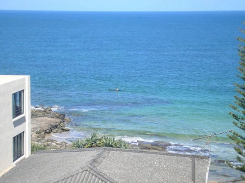 Unit 5 Sanctuary Shores, Kings Beach - Free Wifi! - Tourism Cairns 2