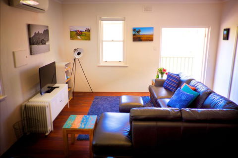 UrbanStyle Claremont Apartment - Tourism Cairns 2