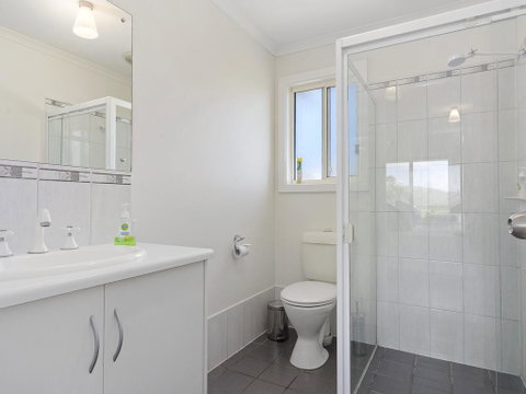 VALLEY VIEWS - 10 Valley Heights Drive - Tourism Cairns 0
