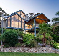 Venabu on Garuwa 20 Garuwa Street - spectacular house with fabulous views - Tourism Cairns