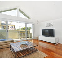 Villa by the Sea - Tourism Cairns