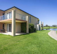 Villa On The Green - Tourism Cairns