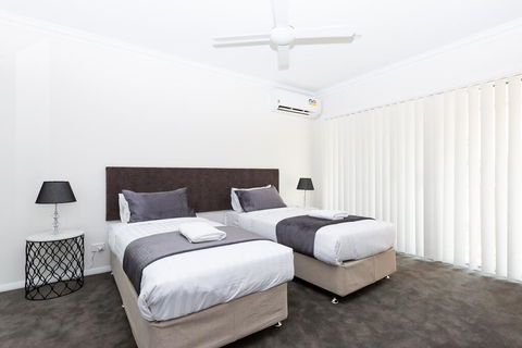 Wagga Apartments #4 - Tourism Cairns 2