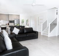 Wagga Apartments 5 - Tourism Cairns