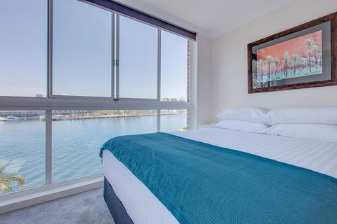 Wake Up To Sydney Harbour - Tourism Cairns 1