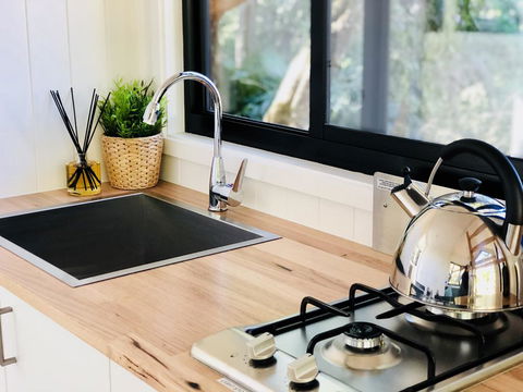 Walden Tiny House - Tourism Cairns 1