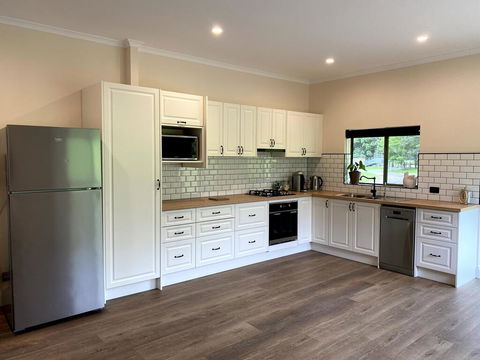Waterfall Unit Farm Stay - Tourism Cairns 2