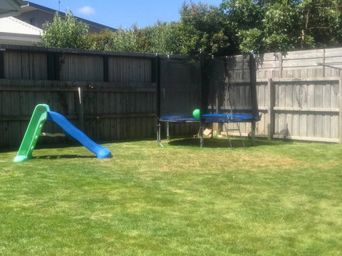 The Perfect Zone- SLEEPS 12 - Tourism Cairns 4