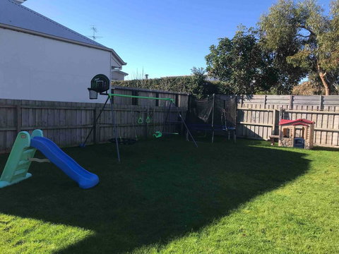 The Perfect Zone- SLEEPS 12 - Tourism Cairns 5