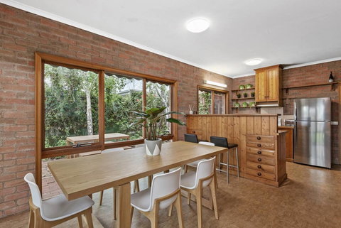 The Perfect Zone- SLEEPS 12 - Tourism Cairns 18