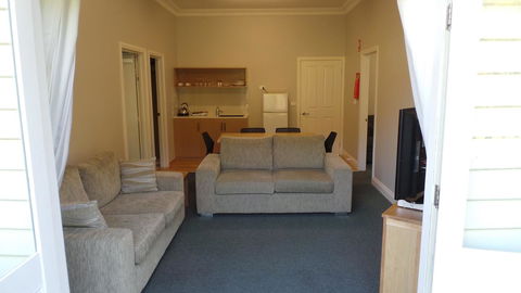 Oscar\'s On The Yarra - Tourism Cairns 20