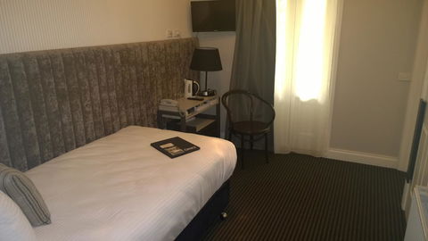 Oscar\'s On The Yarra - Tourism Cairns 19