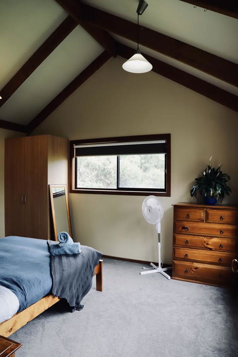 Red Ceder Cottage - Great Ocean Road - Port Campbell - Tourism Cairns 4