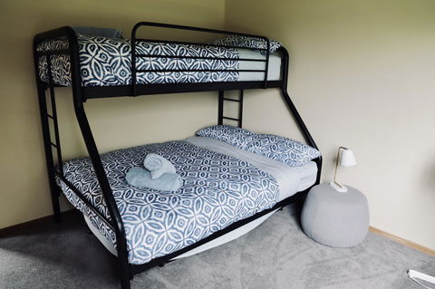 Red Ceder Cottage - Great Ocean Road - Port Campbell - Tourism Cairns 6