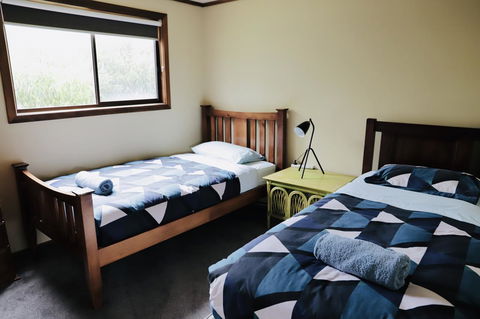 Red Ceder Cottage - Great Ocean Road - Port Campbell - Tourism Cairns 10