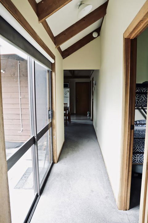 Red Ceder Cottage - Great Ocean Road - Port Campbell - Tourism Cairns 20