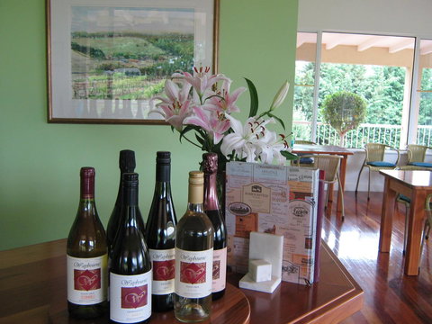 Waybourne- Vineyard And Winery - Tourism Cairns 13