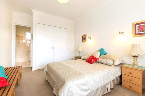 Waybourne- Vineyard And Winery - Tourism Cairns 26