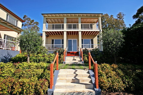 Waybourne- Vineyard And Winery - Tourism Cairns 14