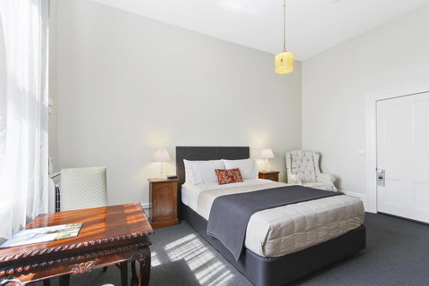 The Riversleigh - Tourism Cairns 22