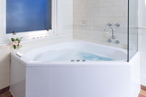 The Riversleigh - Tourism Cairns 2