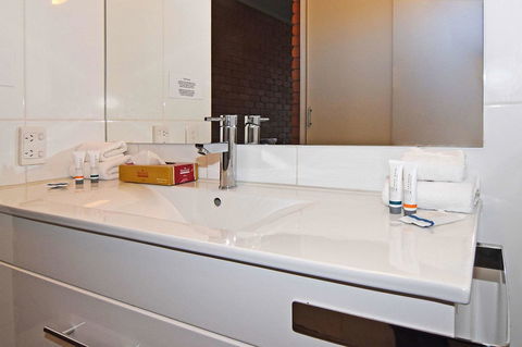 Main Lead Ballarat Motel - Tourism Cairns 8