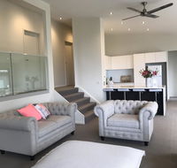 Lorne Sea View Terrace house - Tourism Cairns