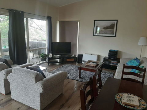 Elevated Holiday House Overlooks Tranquil Wetlands - Tourism Cairns 1