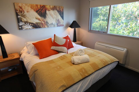 Lorne Luxury - Tourism Cairns 4
