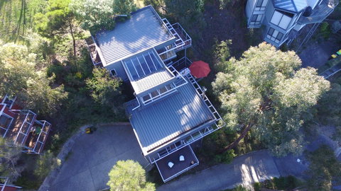 Lorne Luxury - Tourism Cairns 13