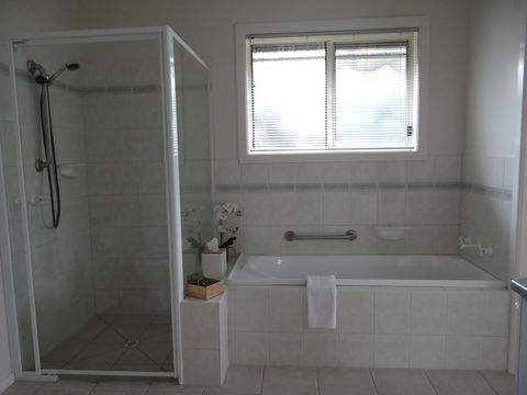 Horsham Central Stay - Tourism Cairns 7