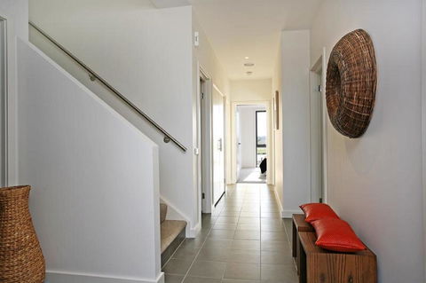 1 Pebble Place - Tourism Cairns 6