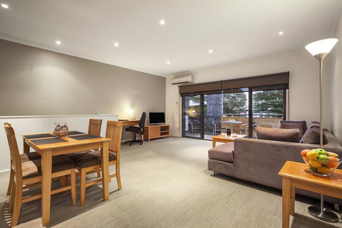 Quest Warrnambool - Tourism Cairns 4