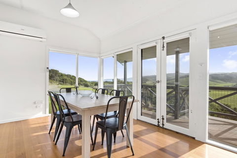 Johanna Seaside Cottages - Tourism Cairns 12