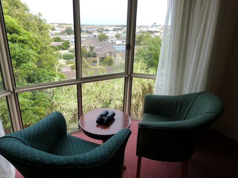 Blue Whale Motor Inn & Apartments - Tourism Cairns 16