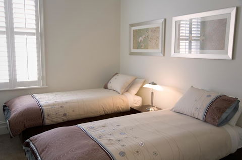 Sabina On Little Myers - Tourism Cairns 10