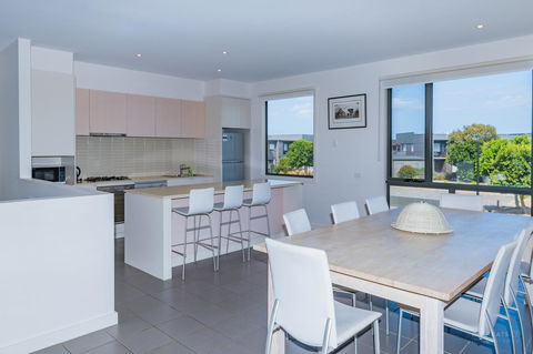 1 Sunset Place - Tourism Cairns 0