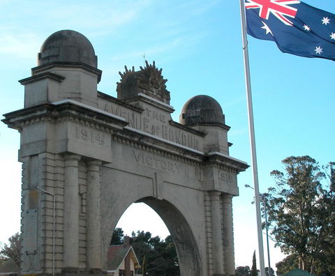 Ambassador Motor Inn - Tourism Cairns 37