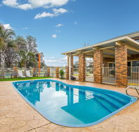 Hybiscus Waterfront Apartments - Tourism Cairns