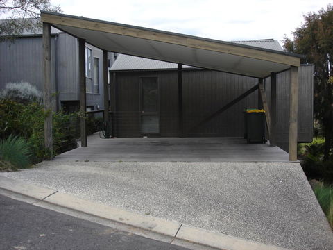 Lorne Holiday House - Tourism Cairns 13
