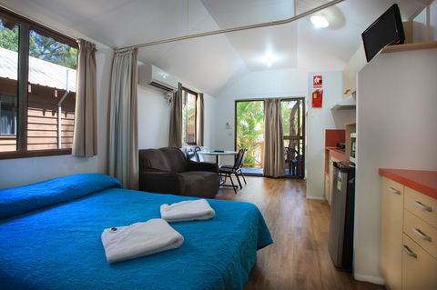 Captain Cook Holiday Village 1770 - Tourism Cairns 26