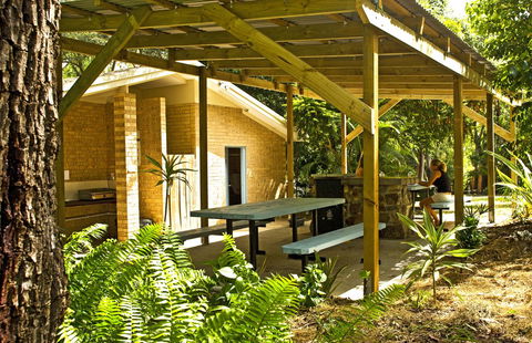 Captain Cook Holiday Village 1770 - Tourism Cairns 9