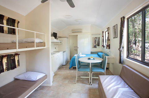 Captain Cook Holiday Village 1770 - Tourism Cairns 14