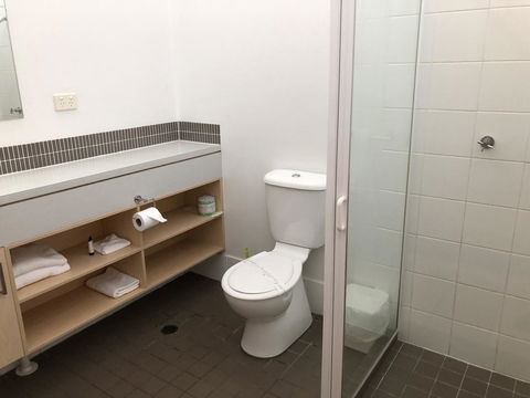 Bribie Island Hotel - Tourism Cairns 4