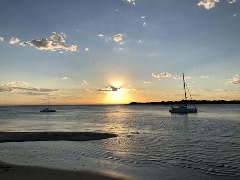 Bribie Island Hotel - Tourism Cairns 8