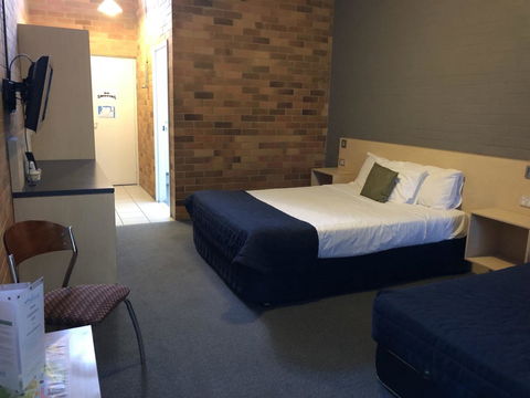 Bribie Island Hotel - Tourism Cairns 17