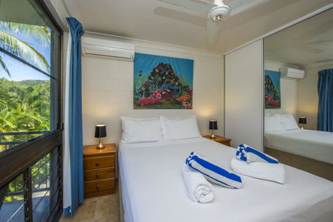 Magnetic North Apartment 1 - Tourism Cairns 8